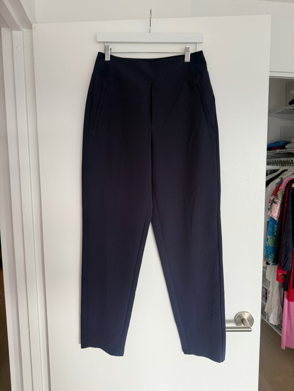 Athleta Endless Pant size 6 Tall - Picture 3 of 6